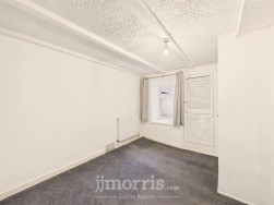 North Road, Cardigan, SA43