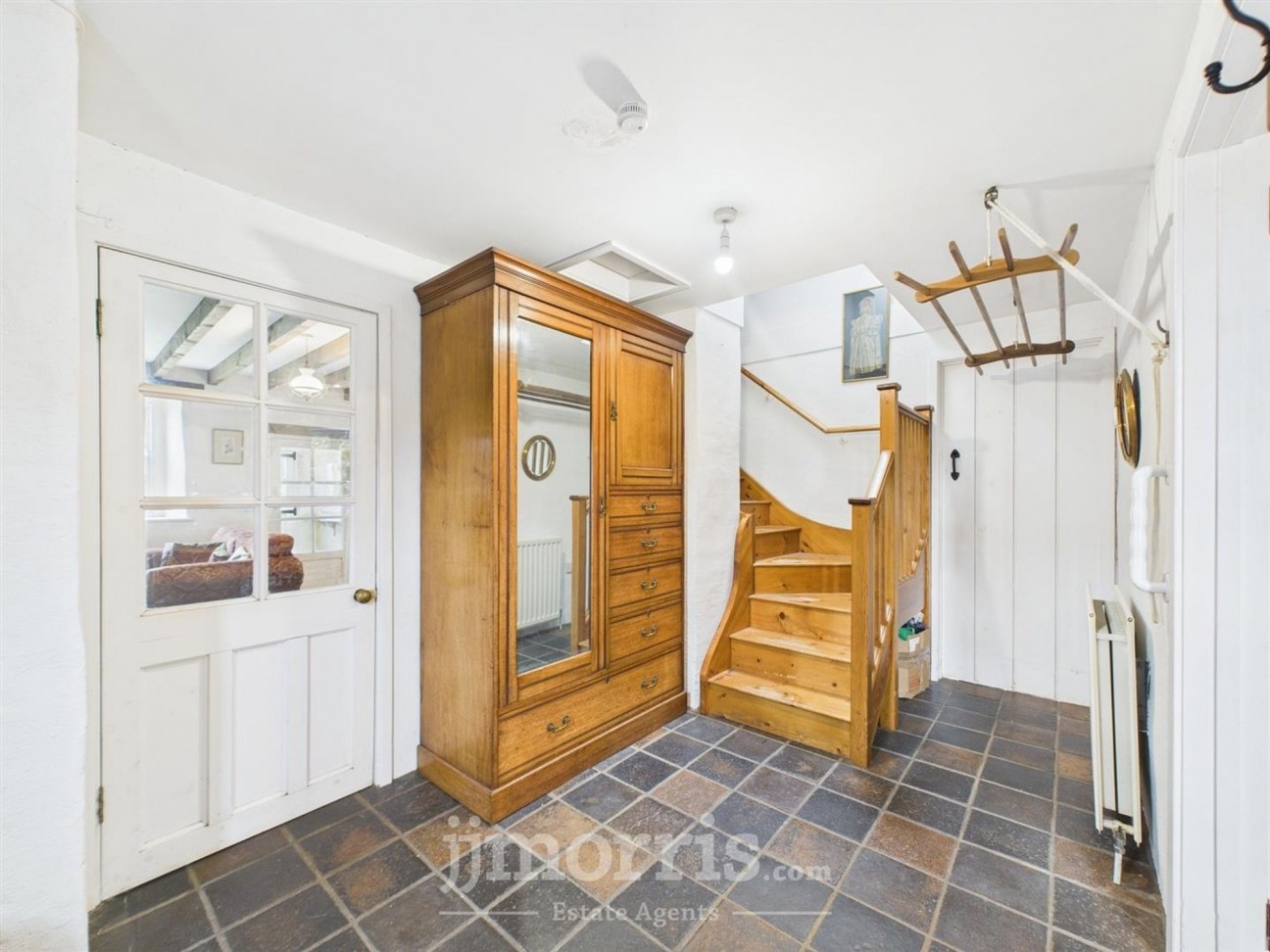 Dinas Cross, Newport, SA42