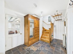 Dinas Cross, Newport, SA42