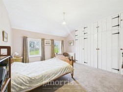 Dinas Cross, Newport, SA42