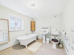 Dinas Cross, Newport, SA42