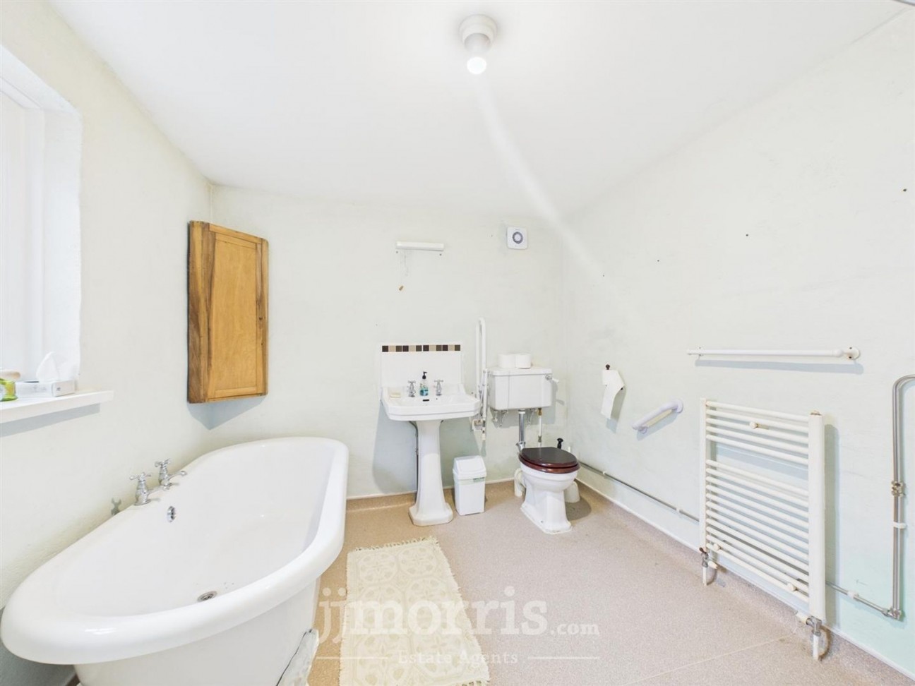 Dinas Cross, Newport, SA42