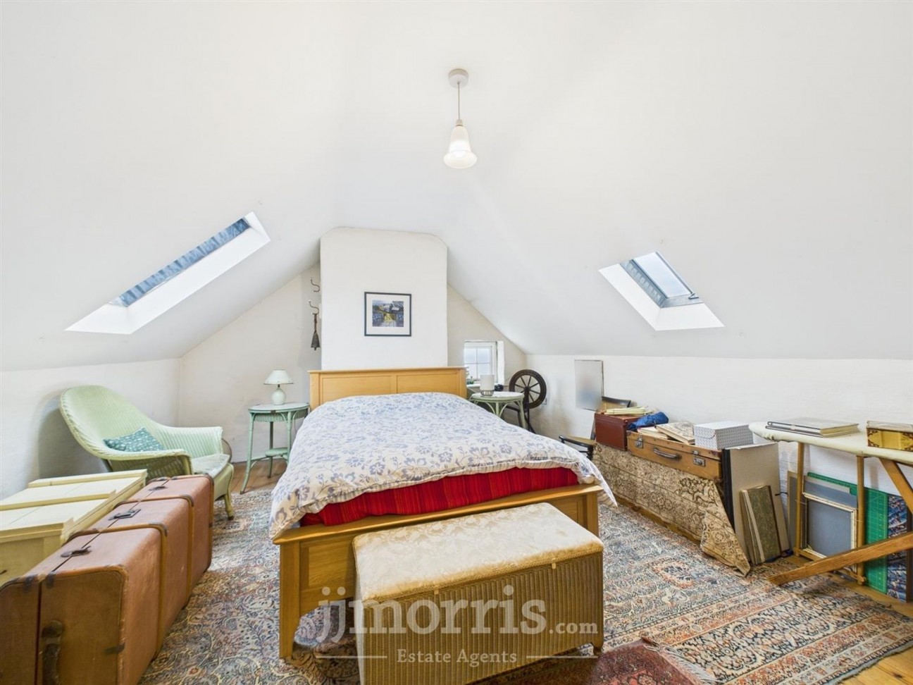 Dinas Cross, Newport, SA42