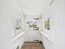 Dinas Cross, Newport, SA42