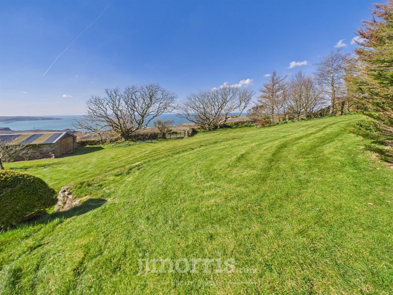 Dinas Cross, Newport, SA42