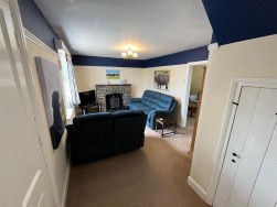 Cwmbach, Whitland, SA34