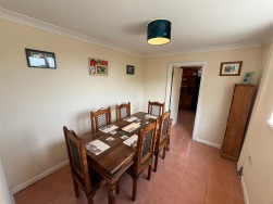 Cwmbach, Whitland, SA34