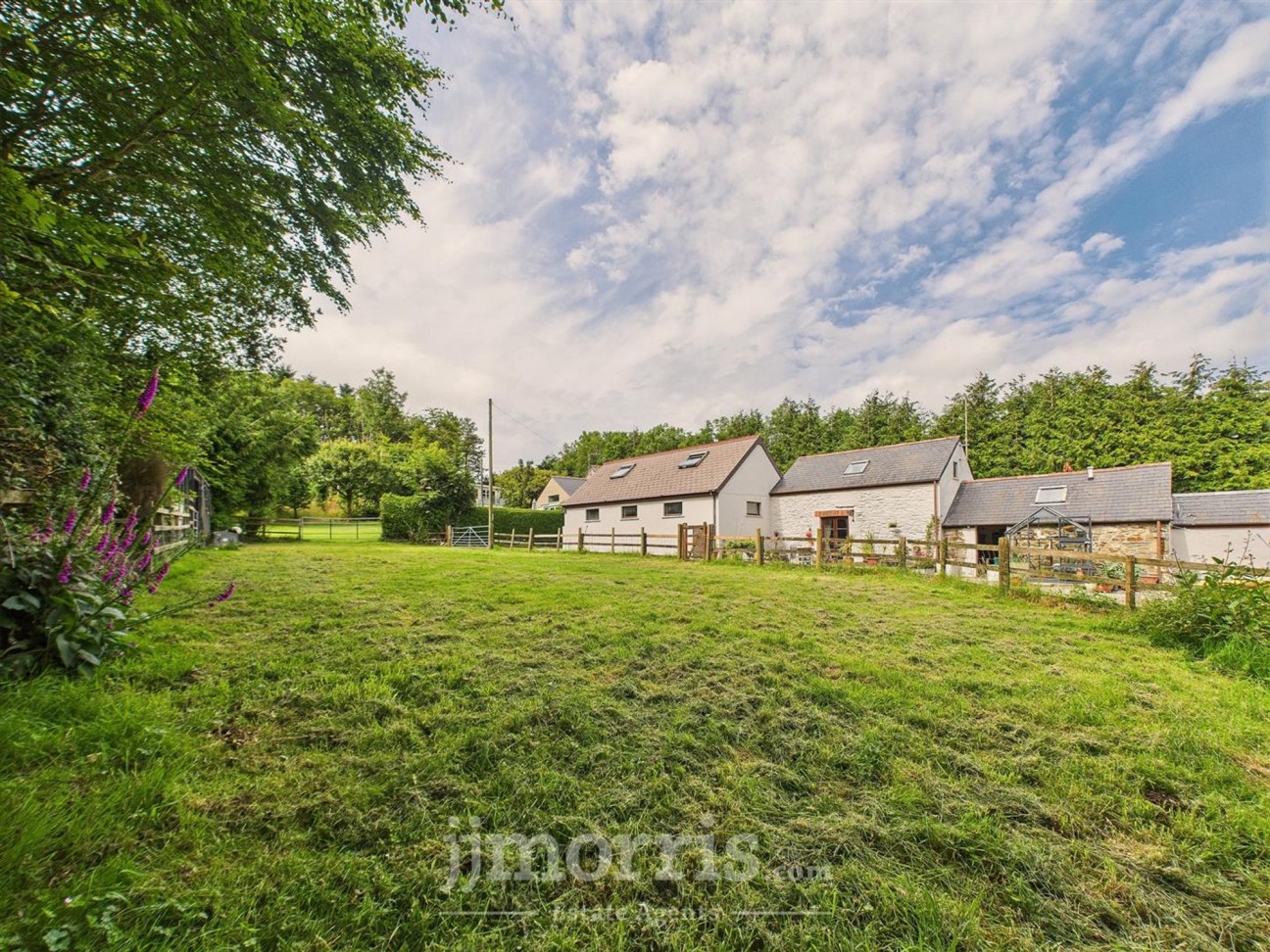 Dwrbach, Fishguard, SA65