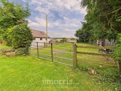 Dwrbach, Fishguard, SA65