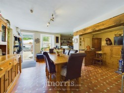 Lampeter Velfrey, Narberth, SA67