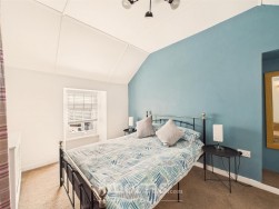 New Hill, Goodwick, SA64