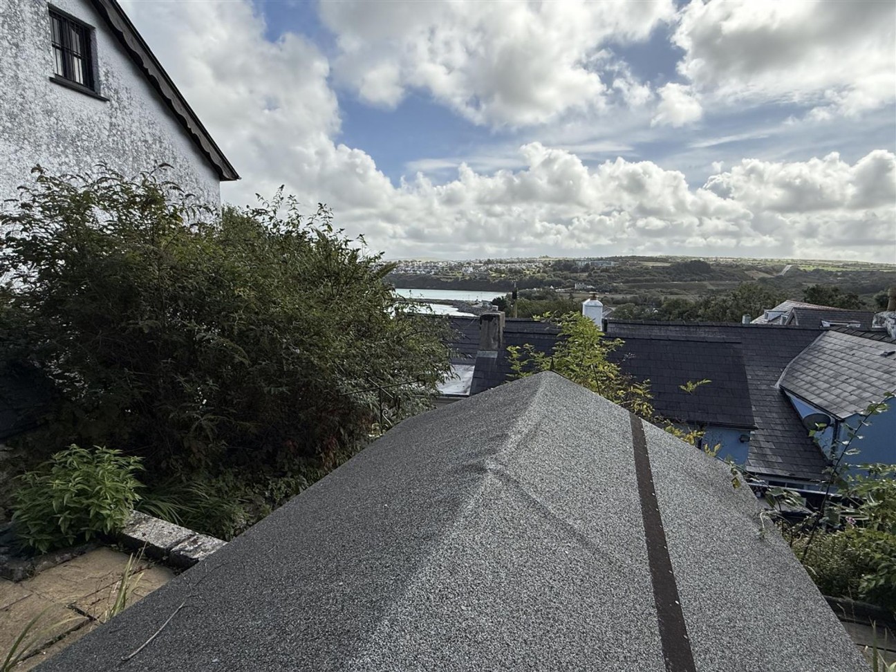 New Hill, Goodwick, SA64