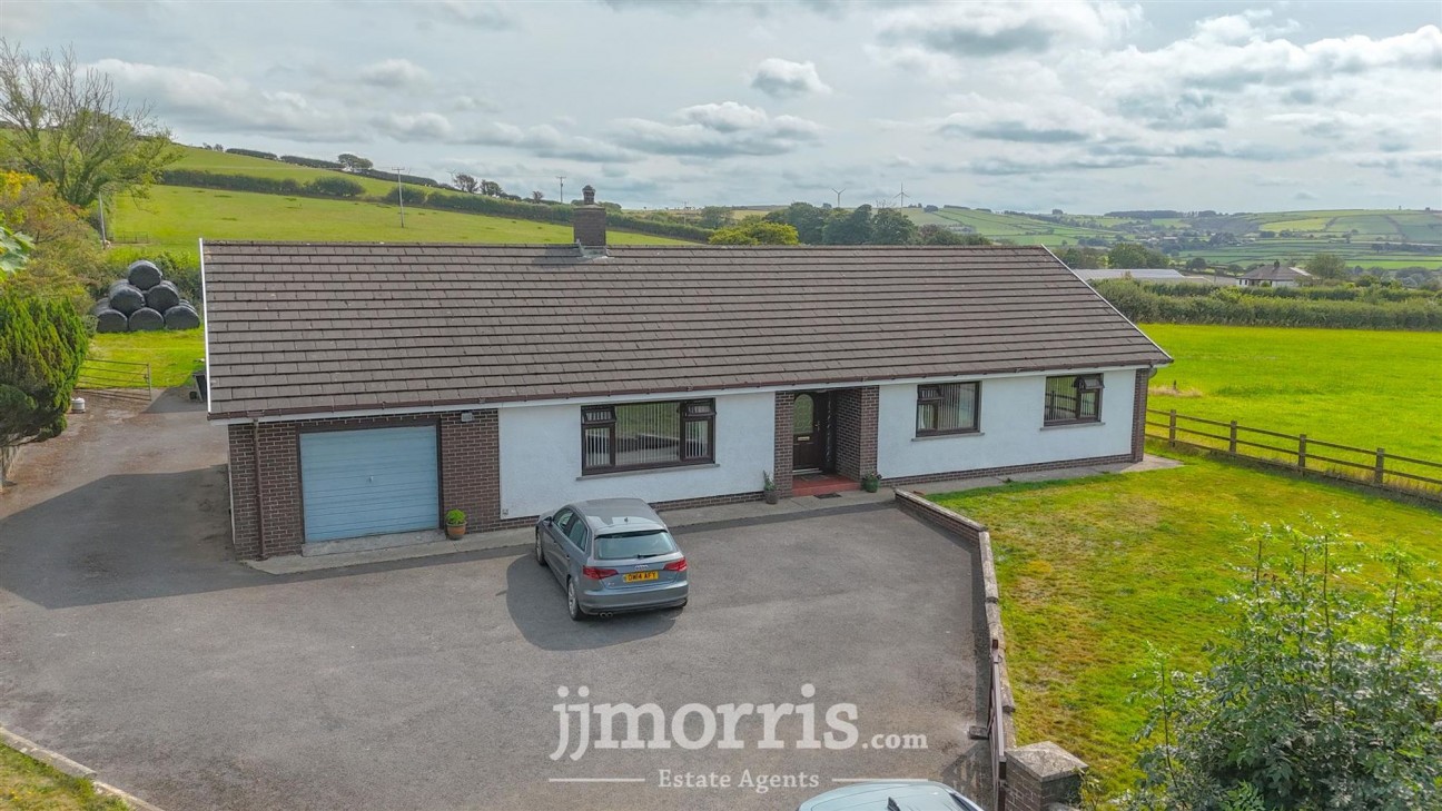 Capel Iwan Road, Newcastle Emlyn, SA38