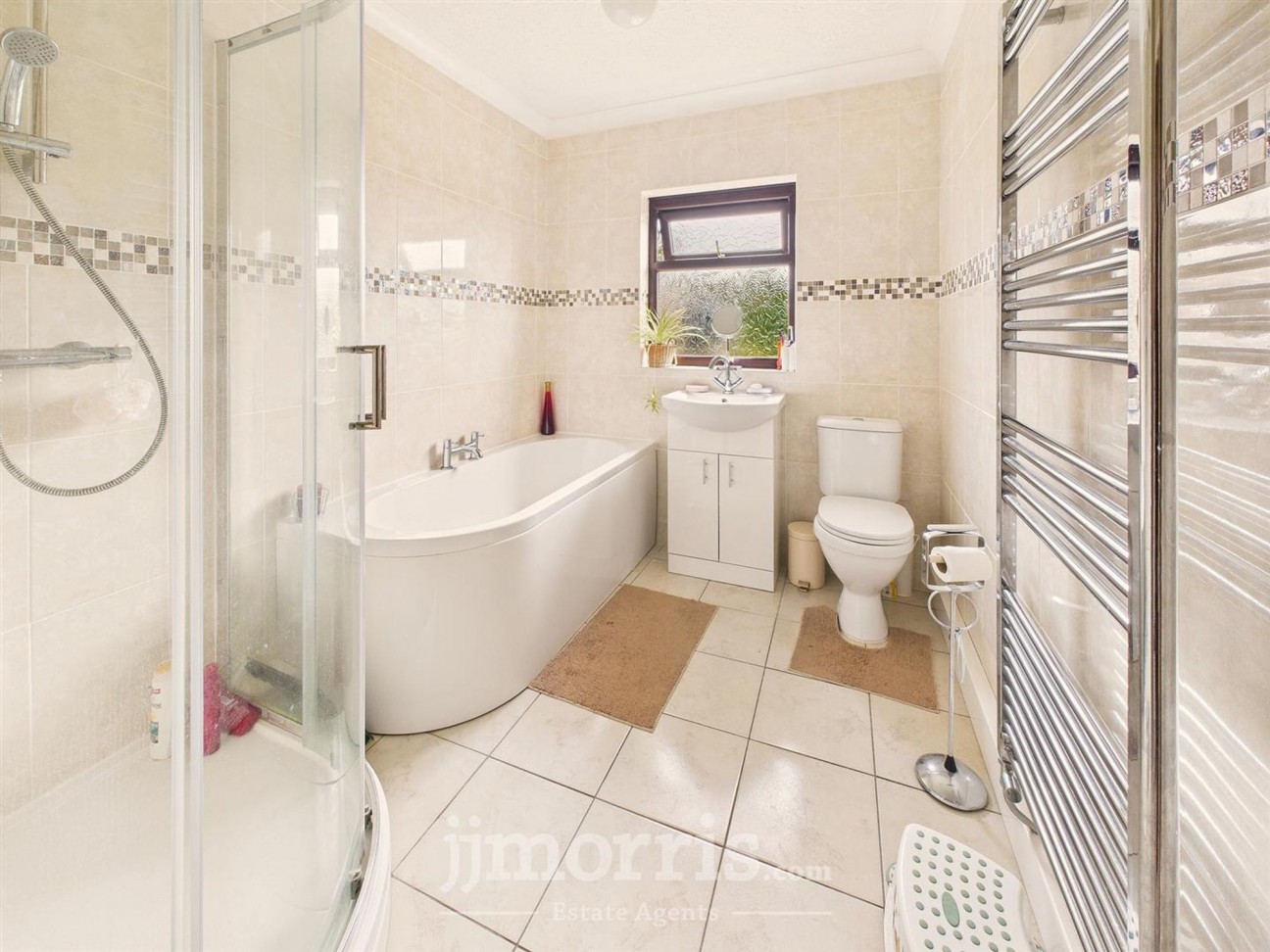 Capel Iwan Road, Newcastle Emlyn, SA38