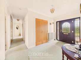 Capel Iwan Road, Newcastle Emlyn, SA38