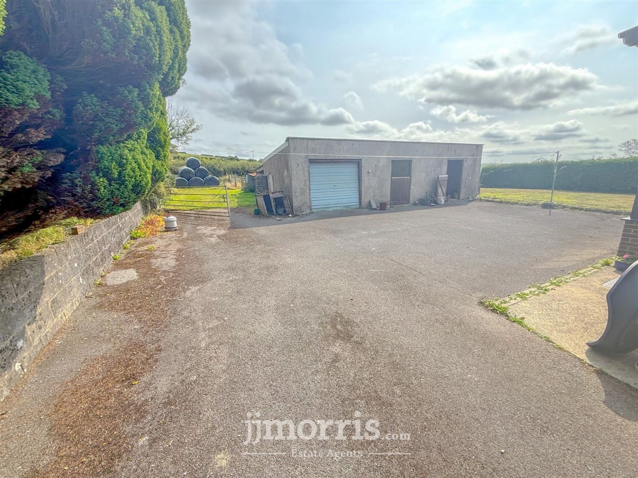 Capel Iwan Road, Newcastle Emlyn, SA38