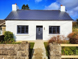 St. Nicholas, Goodwick, SA64