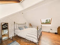 Dwrbach, Fishguard, SA65