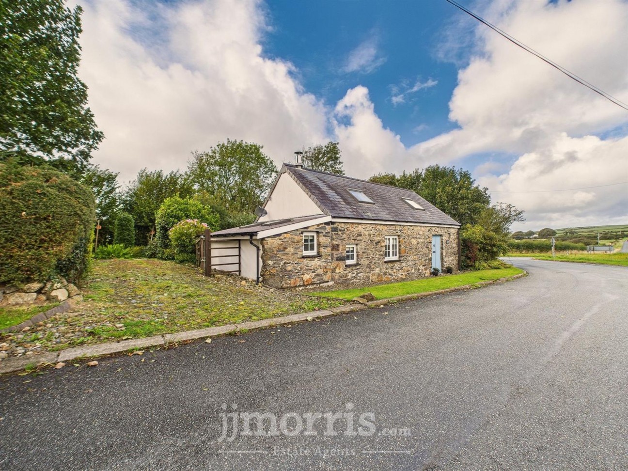 Dwrbach, Fishguard, SA65