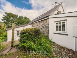 Dwrbach, Fishguard, SA65