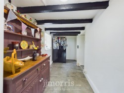 Login, Whitland, SA34