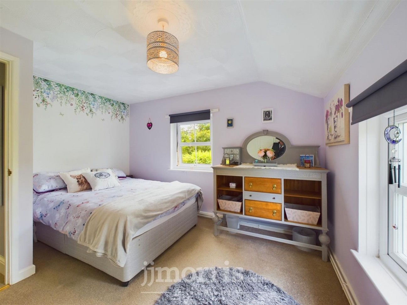 Login, Whitland, SA34