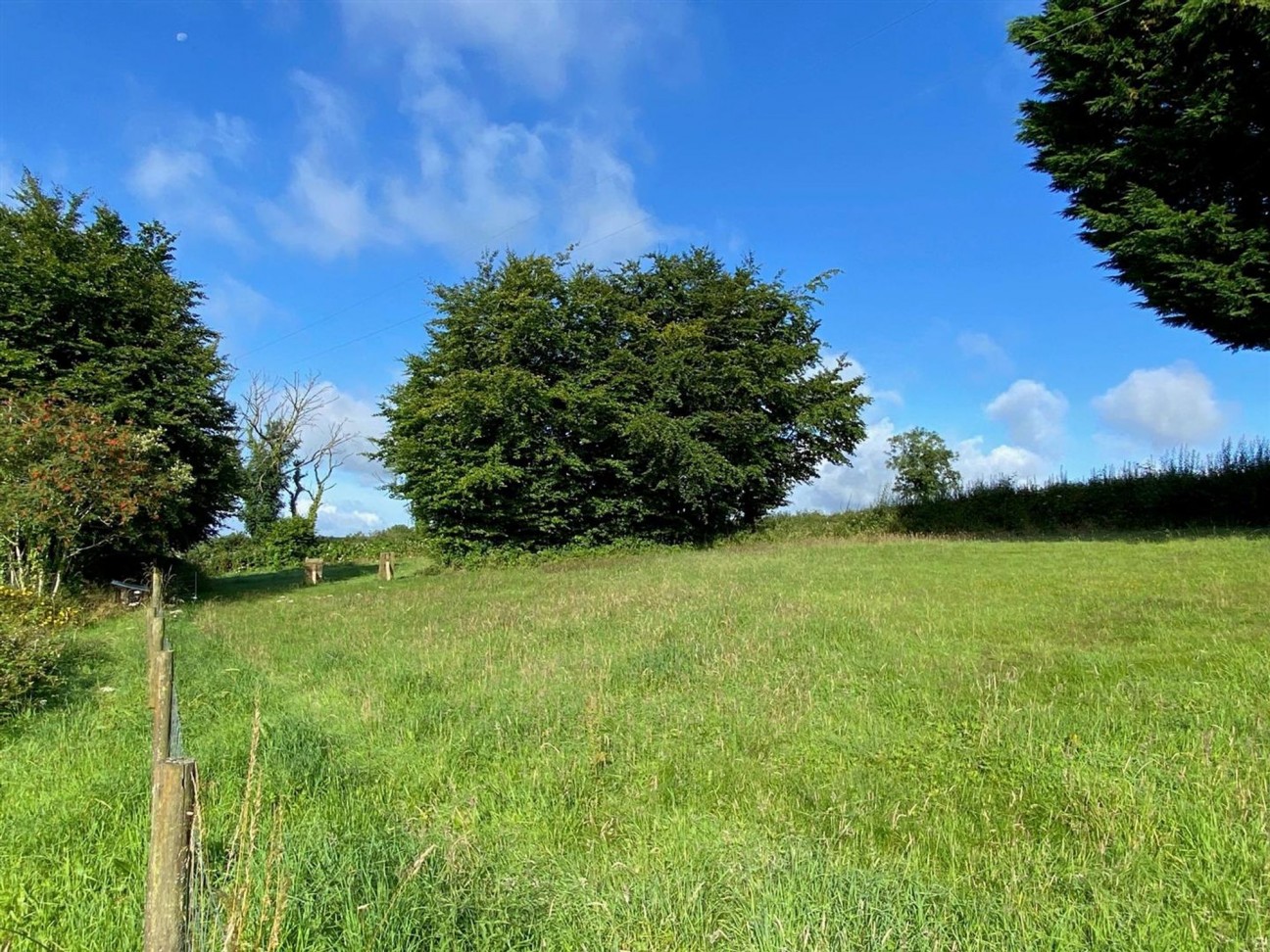 Login, Whitland, SA34