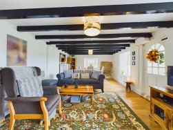 Login, Whitland, SA34