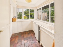 Pentre-Cwrt, Llandysul, SA44