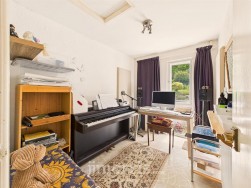 Pentre-Cwrt, Llandysul, SA44