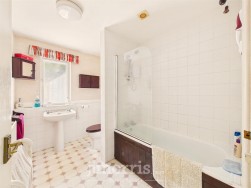 Pentre-Cwrt, Llandysul, SA44