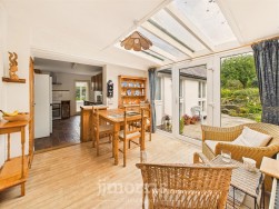 Pentre-Cwrt, Llandysul, SA44