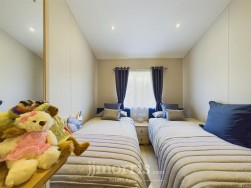 New Park, Landshipping, SA67