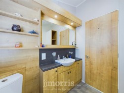 New Park, Landshipping, SA67