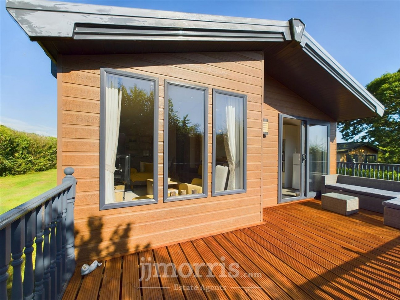 New Park, Landshipping, SA67