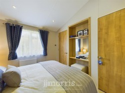 New Park, Landshipping, SA67