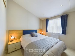 New Park, Landshipping, SA67