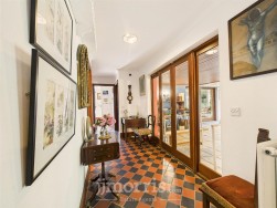 Lon Helyg, Llechryd, SA43