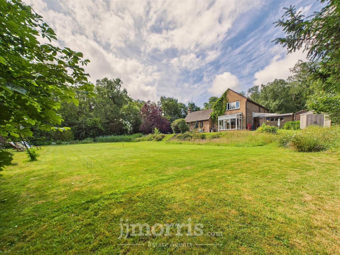 Lon Helyg, Llechryd, SA43