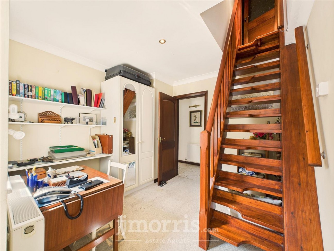 Tir Treharne, Newport, SA42