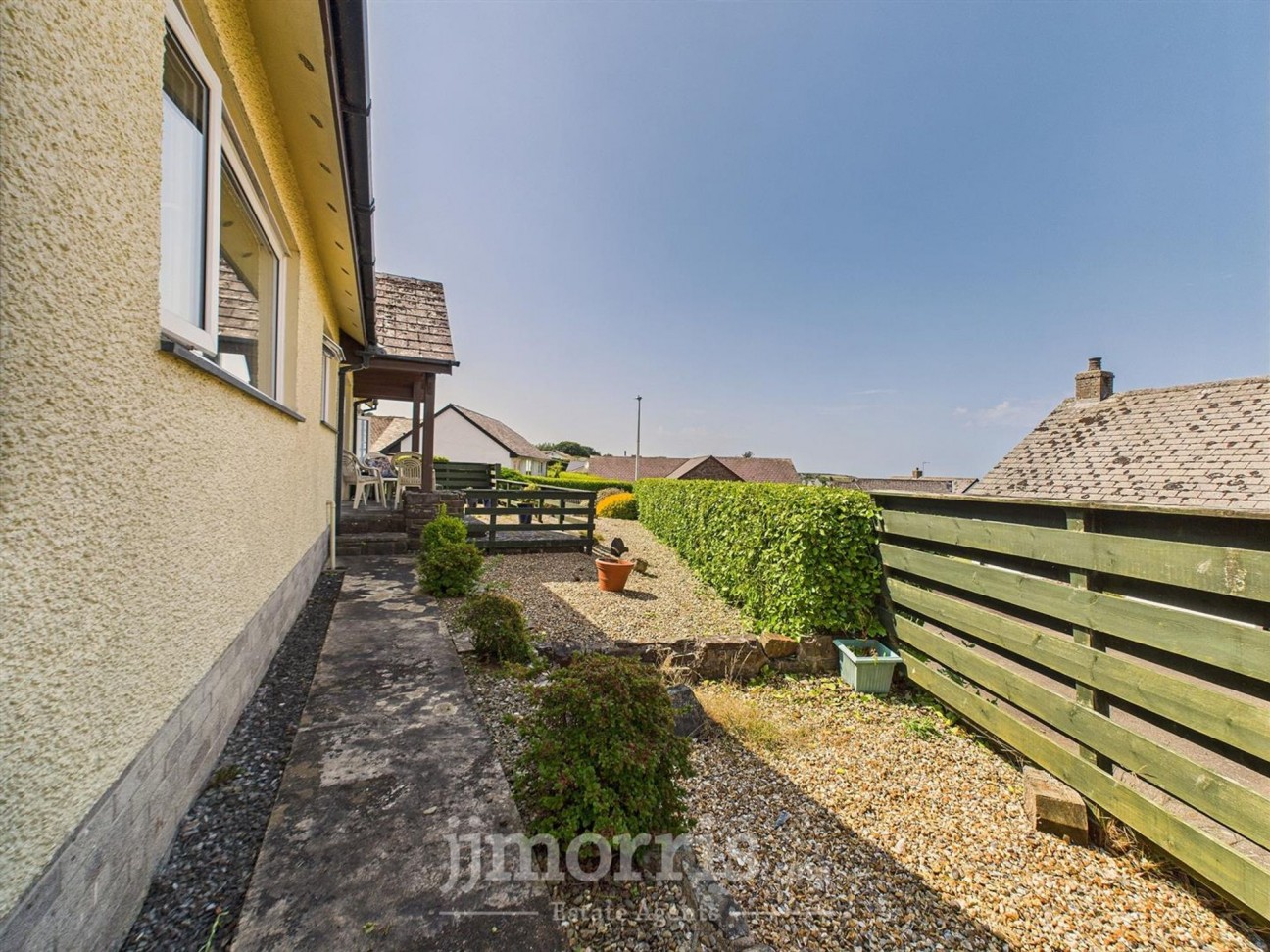 Tir Treharne, Newport, SA42