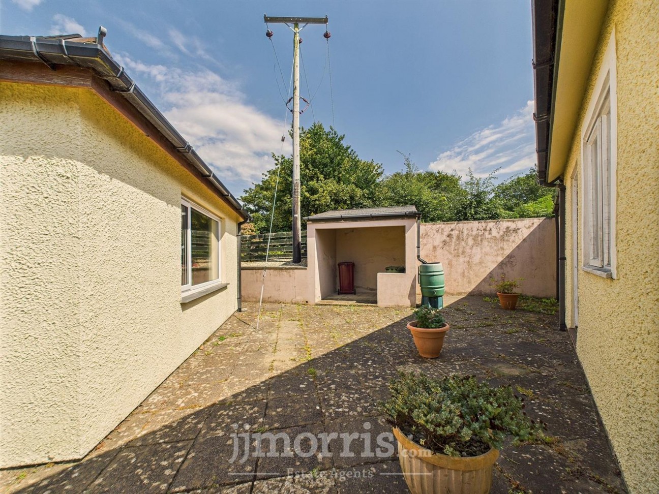 Tir Treharne, Newport, SA42