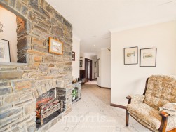 Tir Treharne, Newport, SA42