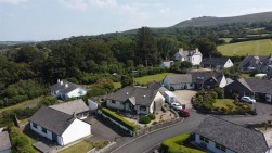 Tir Treharne, Newport, SA42