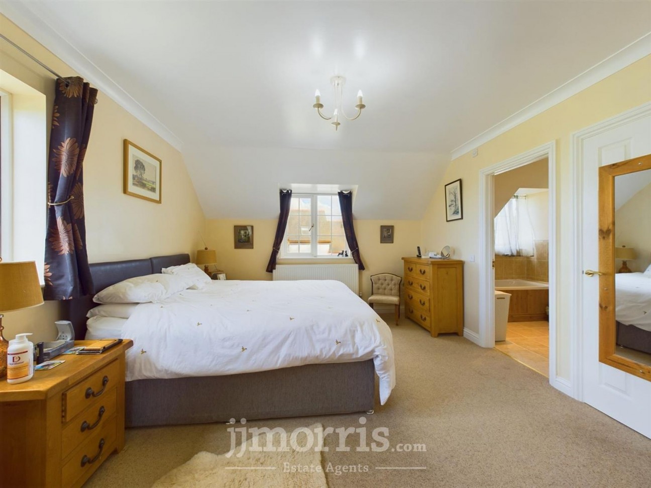 Ashburton Grove, Princes Gate, SA67