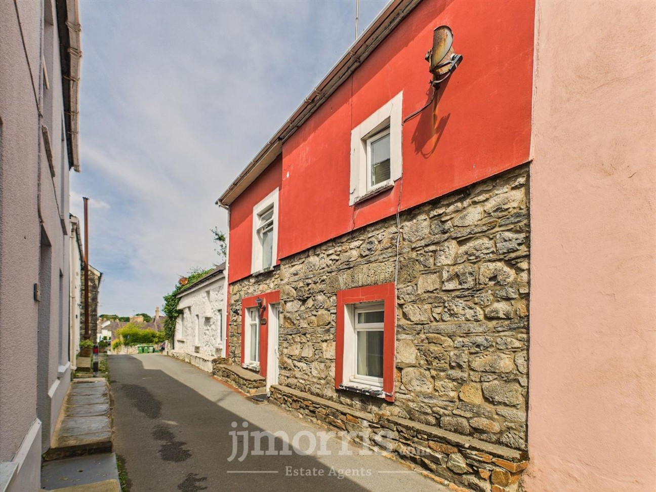 Upper Bridge Street, Newport, SA42