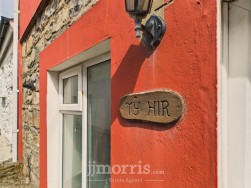 Upper Bridge Street, Newport, SA42