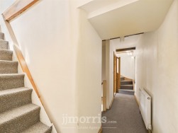 Upper Bridge Street, Newport, SA42