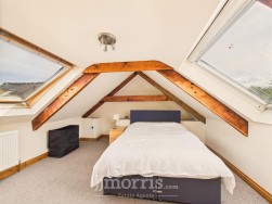 Upper Bridge Street, Newport, SA42