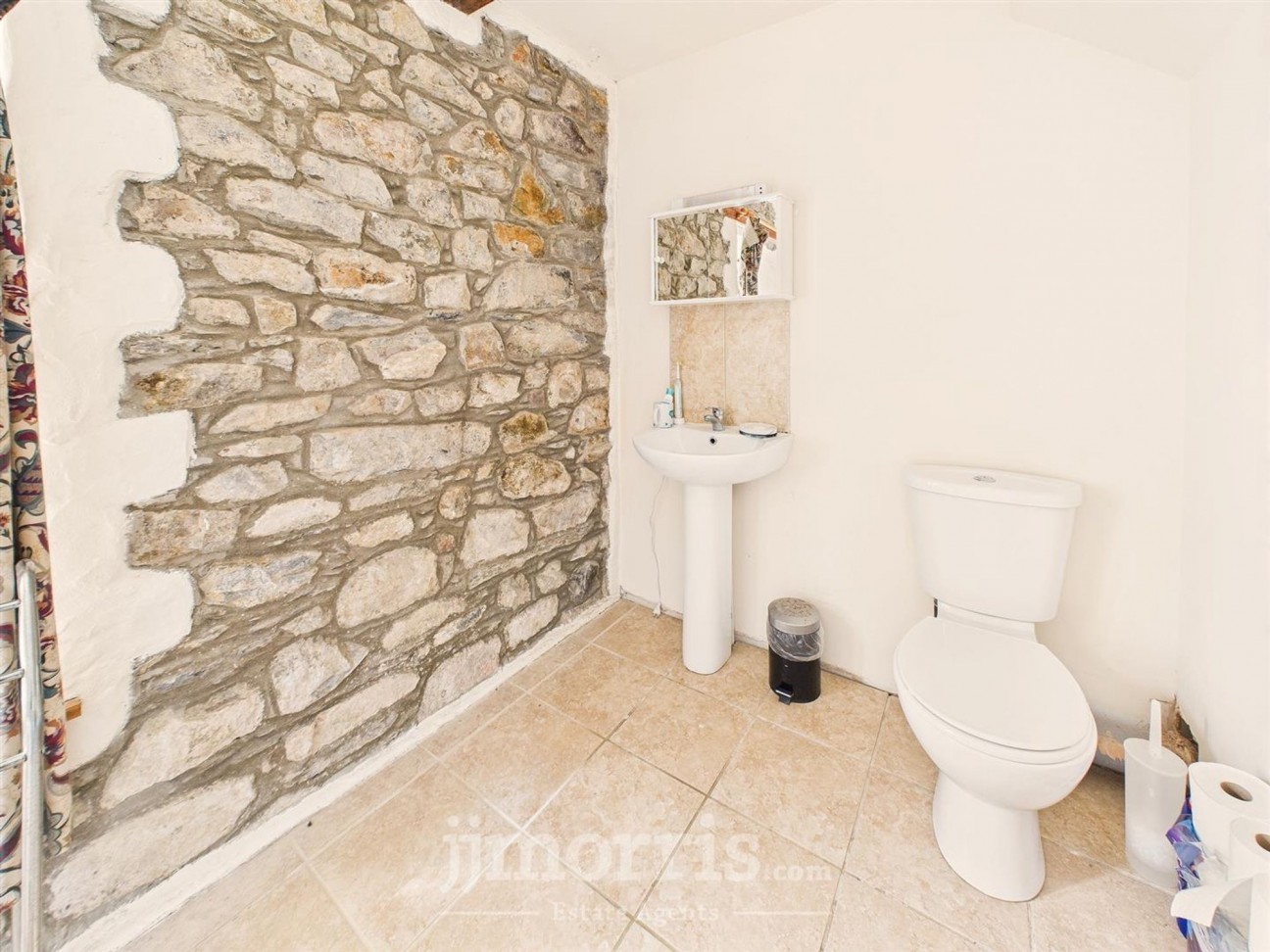 Upper Bridge Street, Newport, SA42